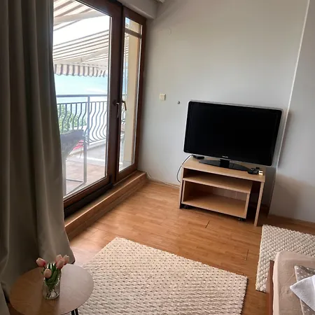 Blue Horizon - Sea View Апартамент